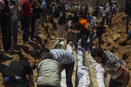 បណ្ដាអំពើហឹង្សារ​នៅតែប្រព្រឹត្តទៅកាន់តែធ្ងន់ធ្ងរ​លើទូទាំង ប្រទេសស៊ីរី